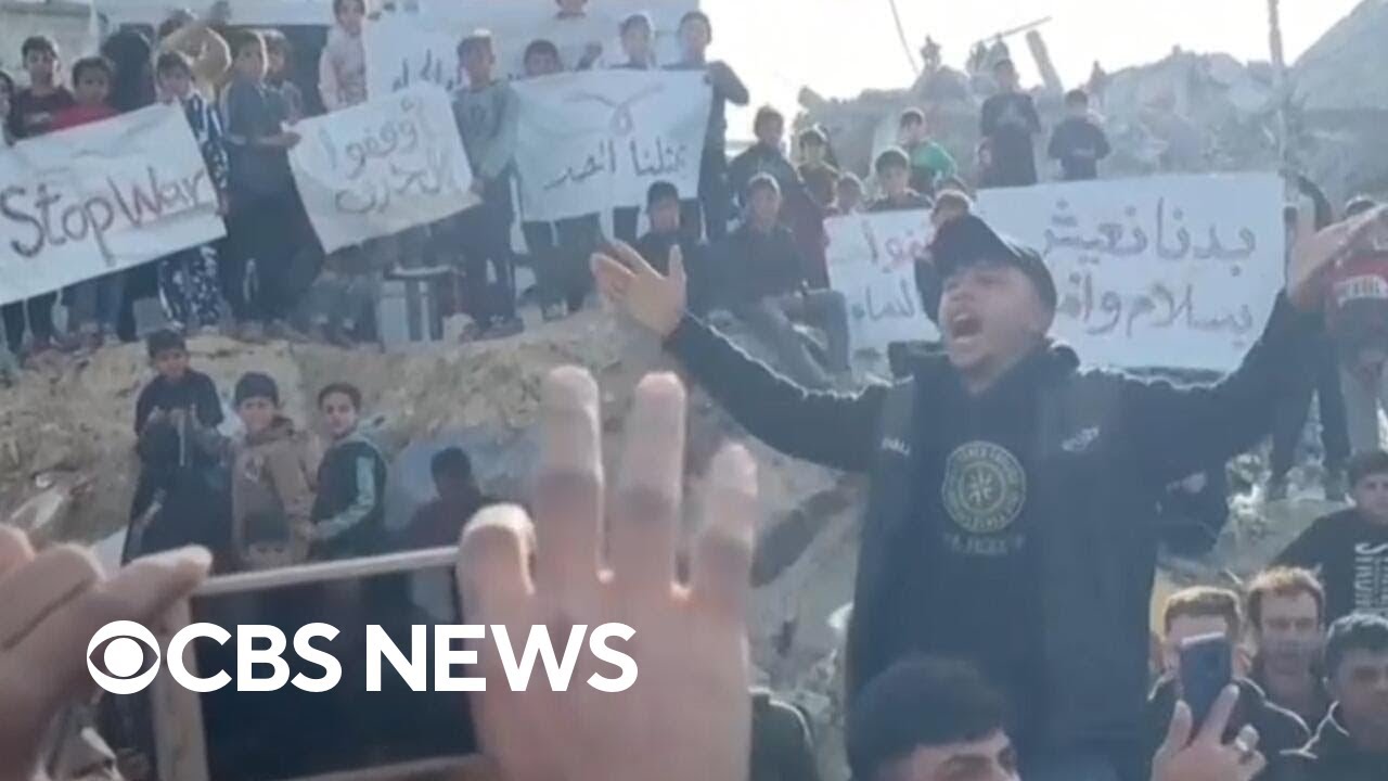 Palestinians appear to protest Hamas in Gaza