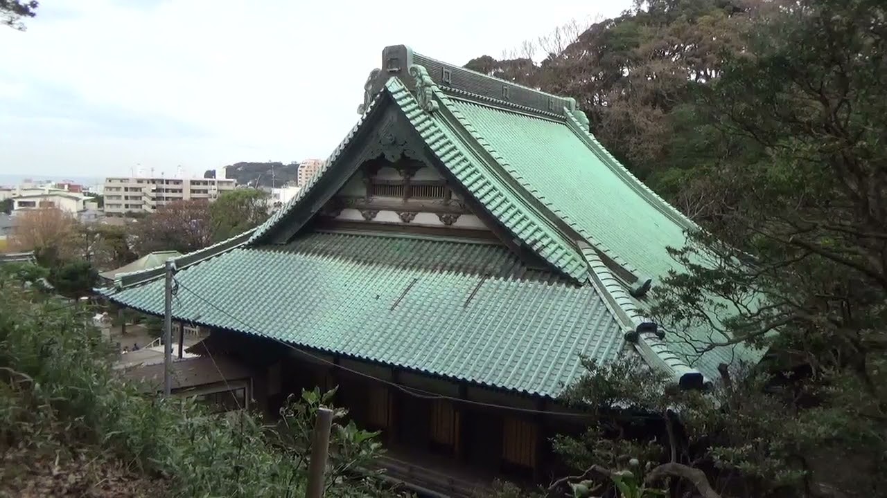 Ryuko-ji Temple, Enoshima, Japan