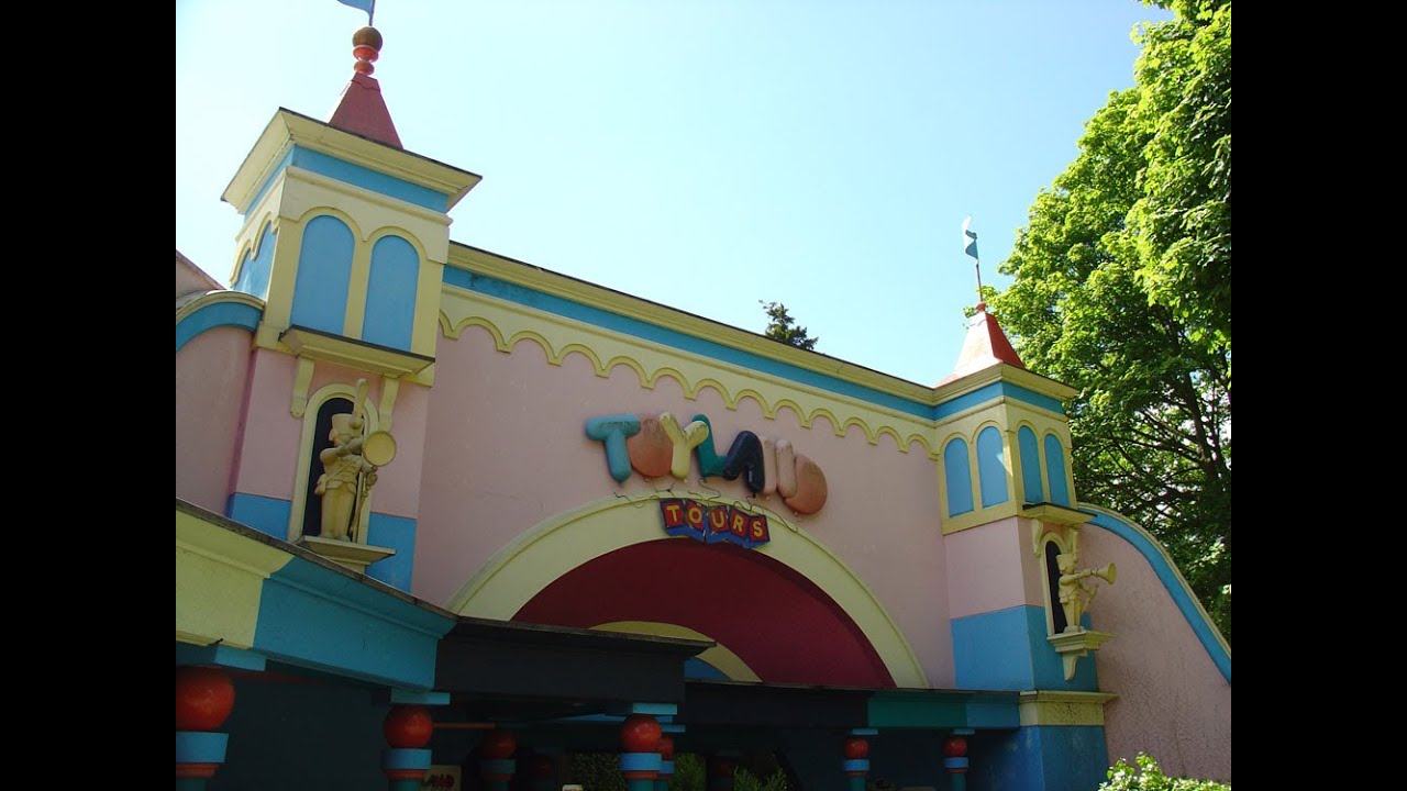 Toyland Tours - Alton Towers