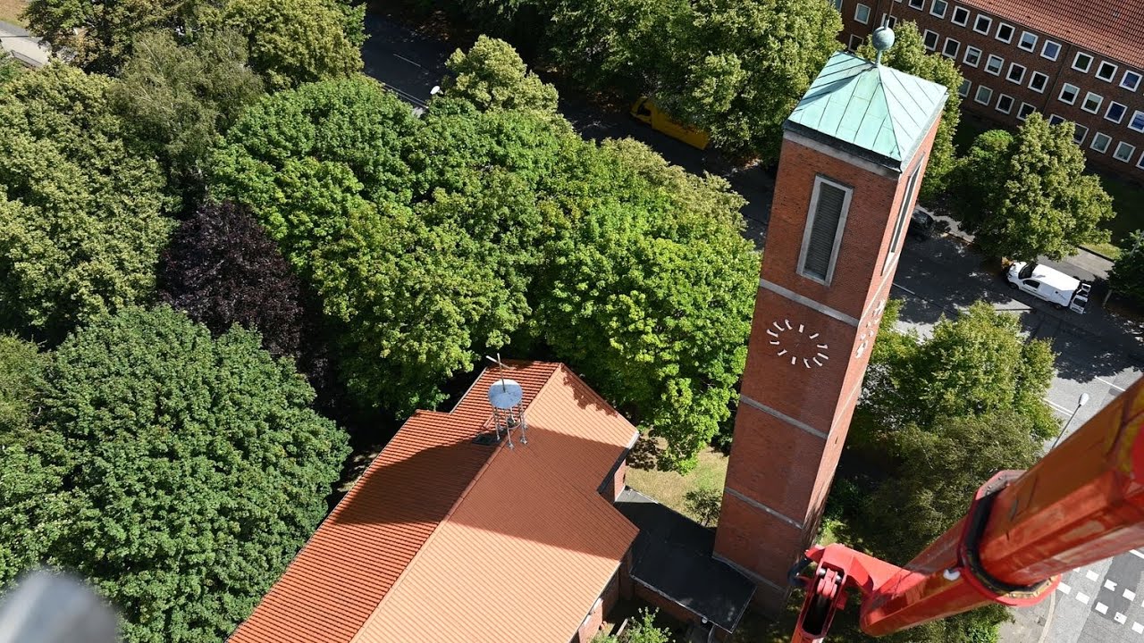 Die neue Turmuhr von St. Markus in Kiel-Gaarden