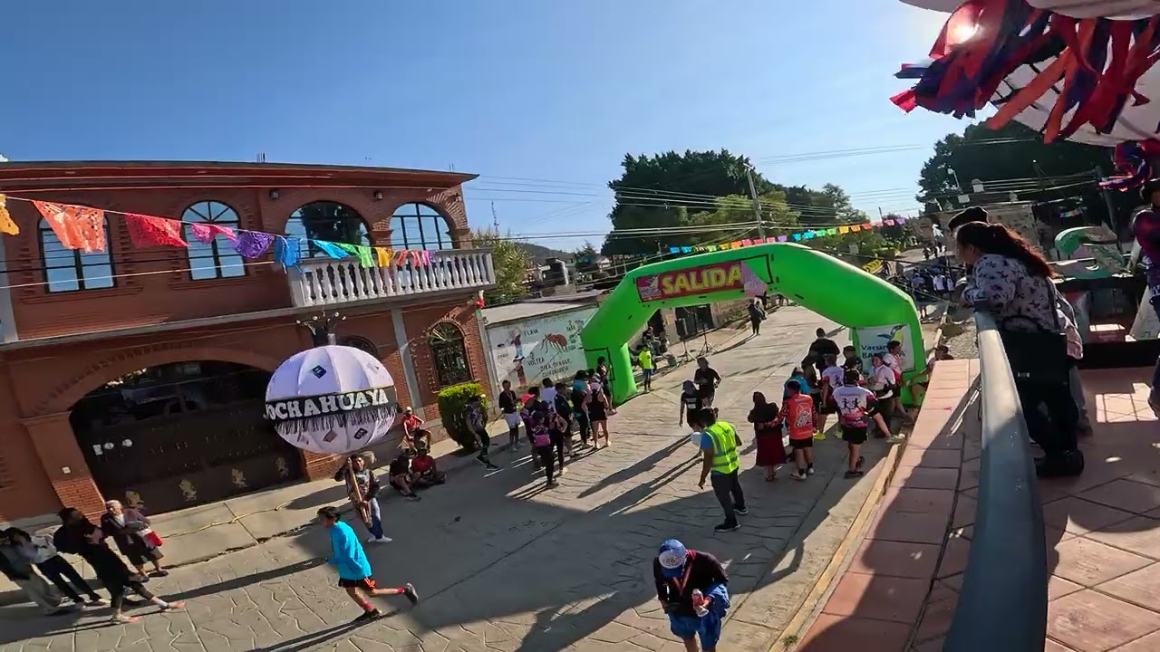 🎶Meta Sabor a Oaxaca Así Recibe la Banda a los Corredores Serial Estatal Trail Running Tlacochahuaya