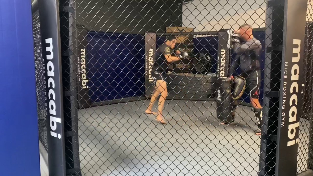 COMBINAISON STRIKING MMA [6min] Pieds, Poings, Coudes, Genoux avec Ylies Broly