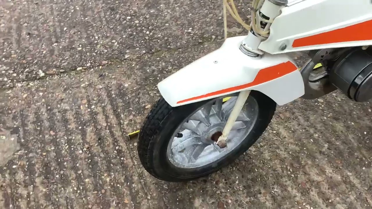 UPJ Motorsport Mobylette Motobecane X1 49cc folding moped 100 % original 1974 M &pound;1295