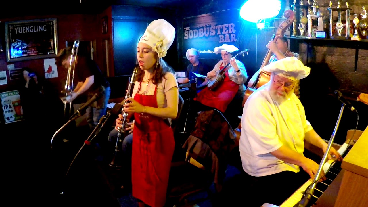 Chloe Feoranzo w/The Chefs Of Dixieland - 