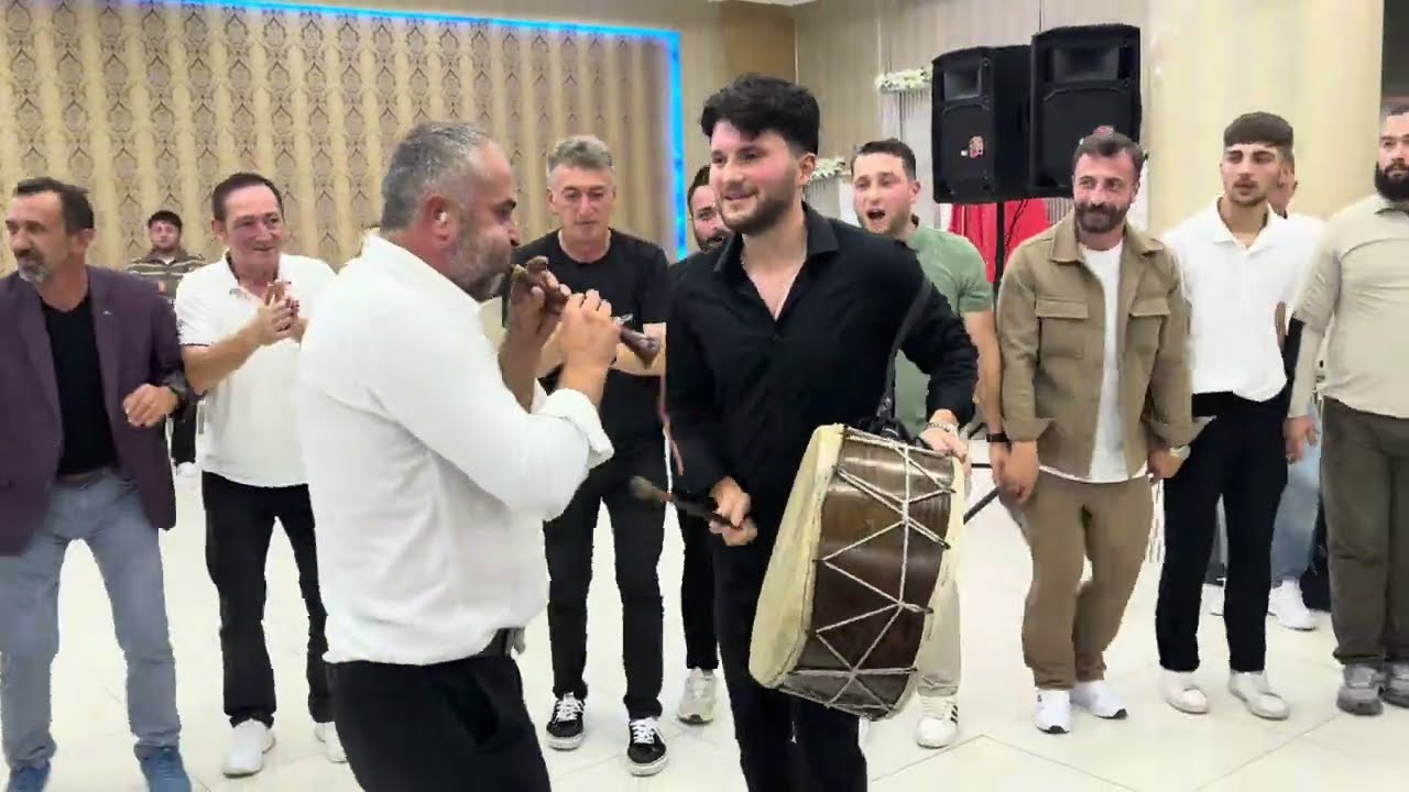 Ali ALKURT NİŞANI-  ALİ TETİK DAVULU eline aldı / Davul performansı da harika