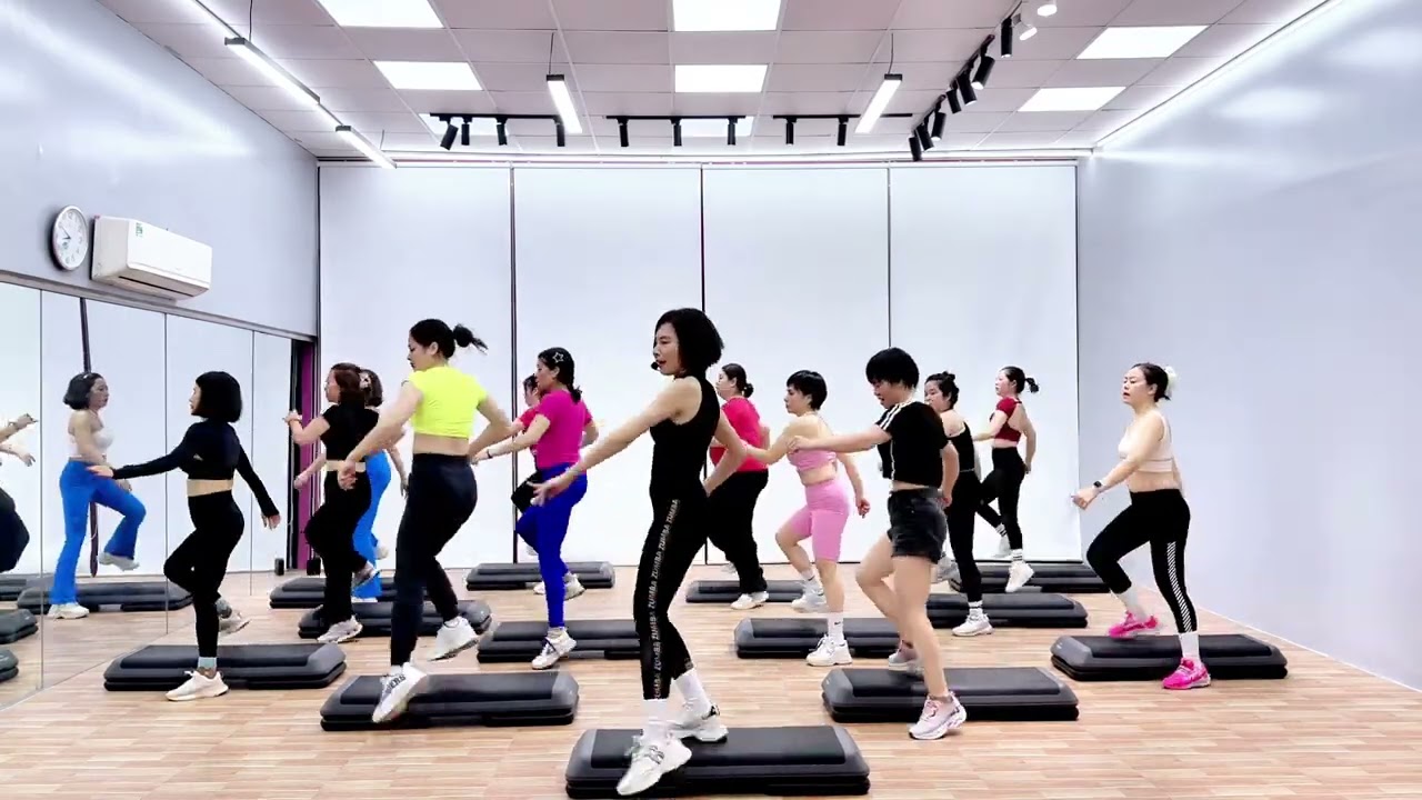 Người Ta remix - - StepTok  - HaNustep - Choreo by Nguyễn Nhung