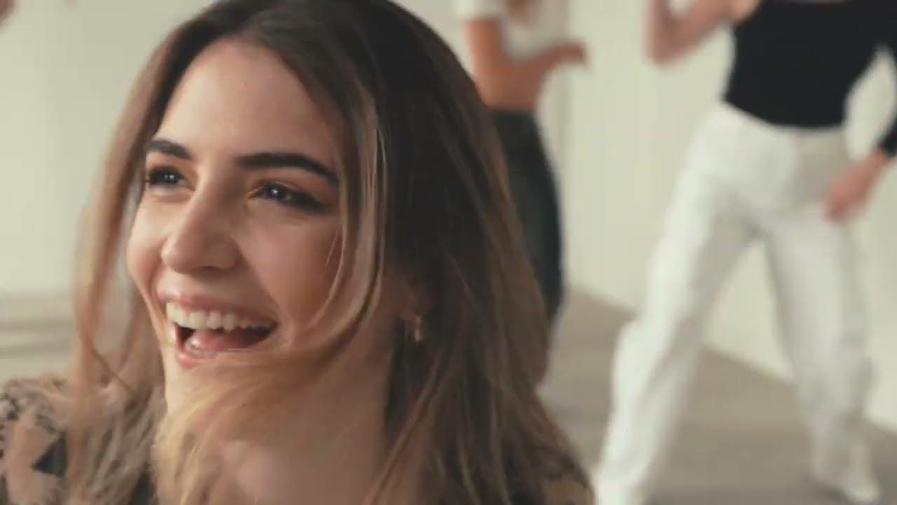 Alessandra Aguirre - Tell Me (Official Music Video)