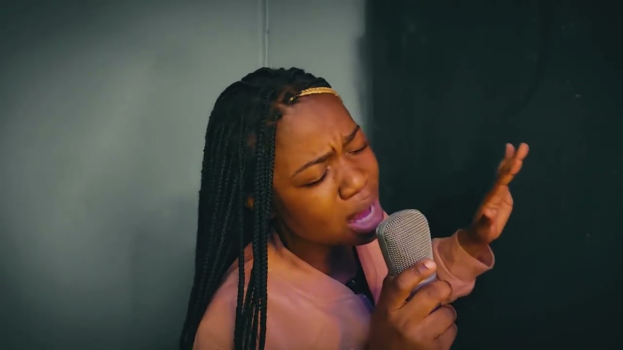 Naomie Ally [Cover Official]