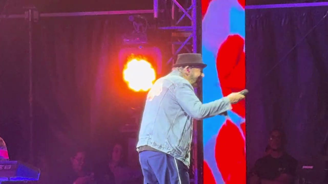 Juan Luis Guerra en el Estadio Cibao de Santiago.  21 de febrero, 2026