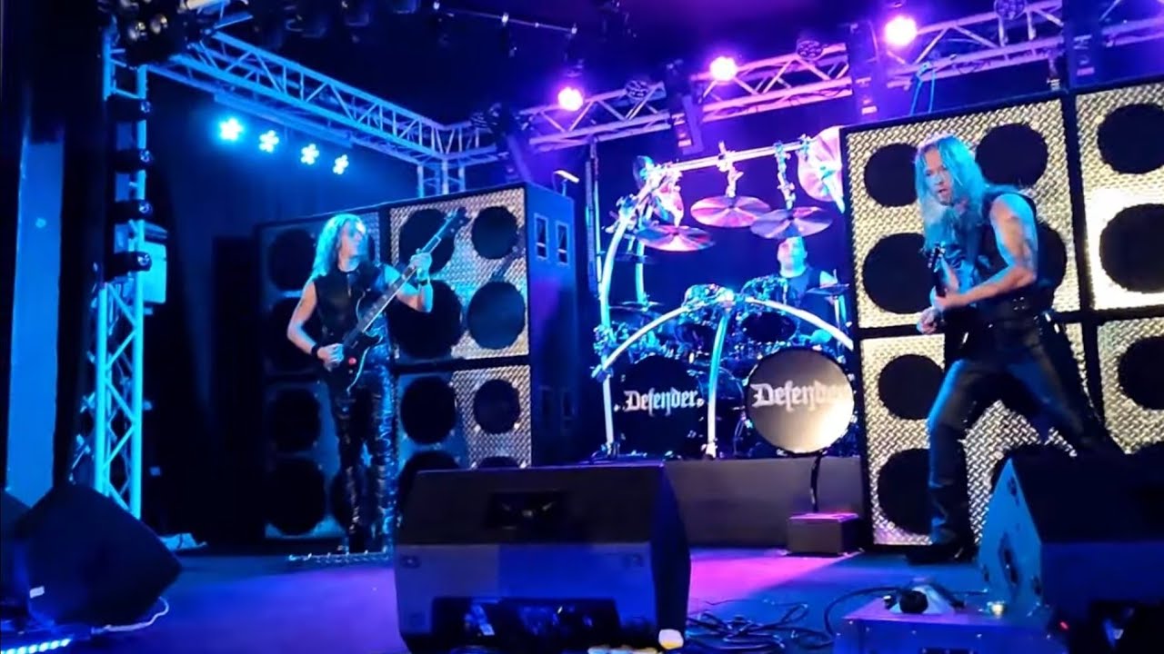 DEFENDER [The Most Authentic ManOwaR-Tribute] - Warriors Of The World United -Live-