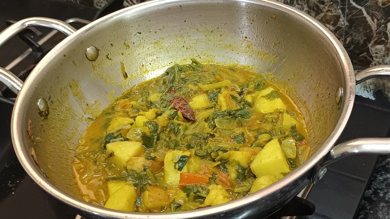 Aloo Palak Recipe 😋/Homemade Aalu Palak 🥗/Cookwithshifaa is live #aloopalak #live #homemade #quick