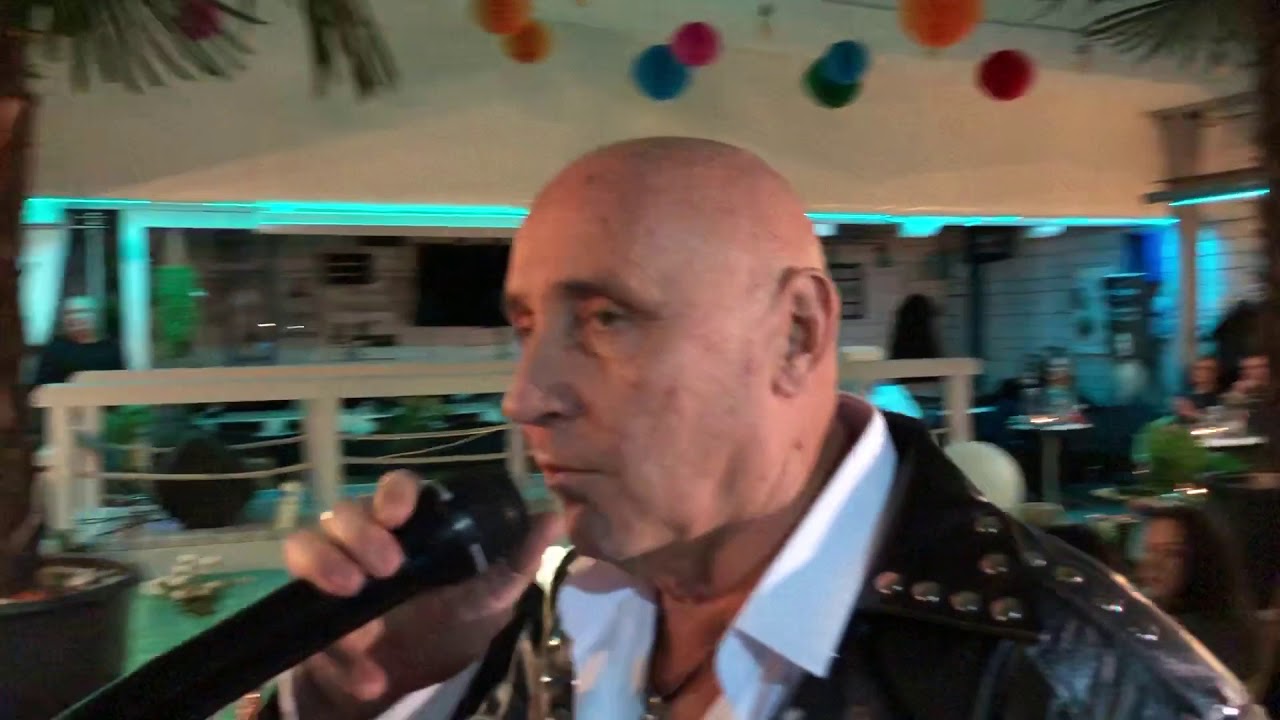Pataky Attila - A Hűtlen  2018.12.06. ( Szeged Garden Bistro )