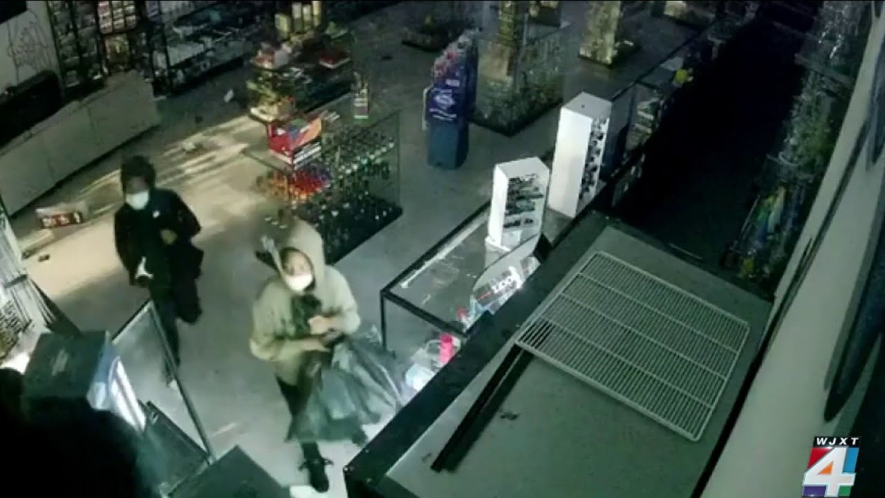 Jacksonville smoke shop broken into 3 times in less than 2 years