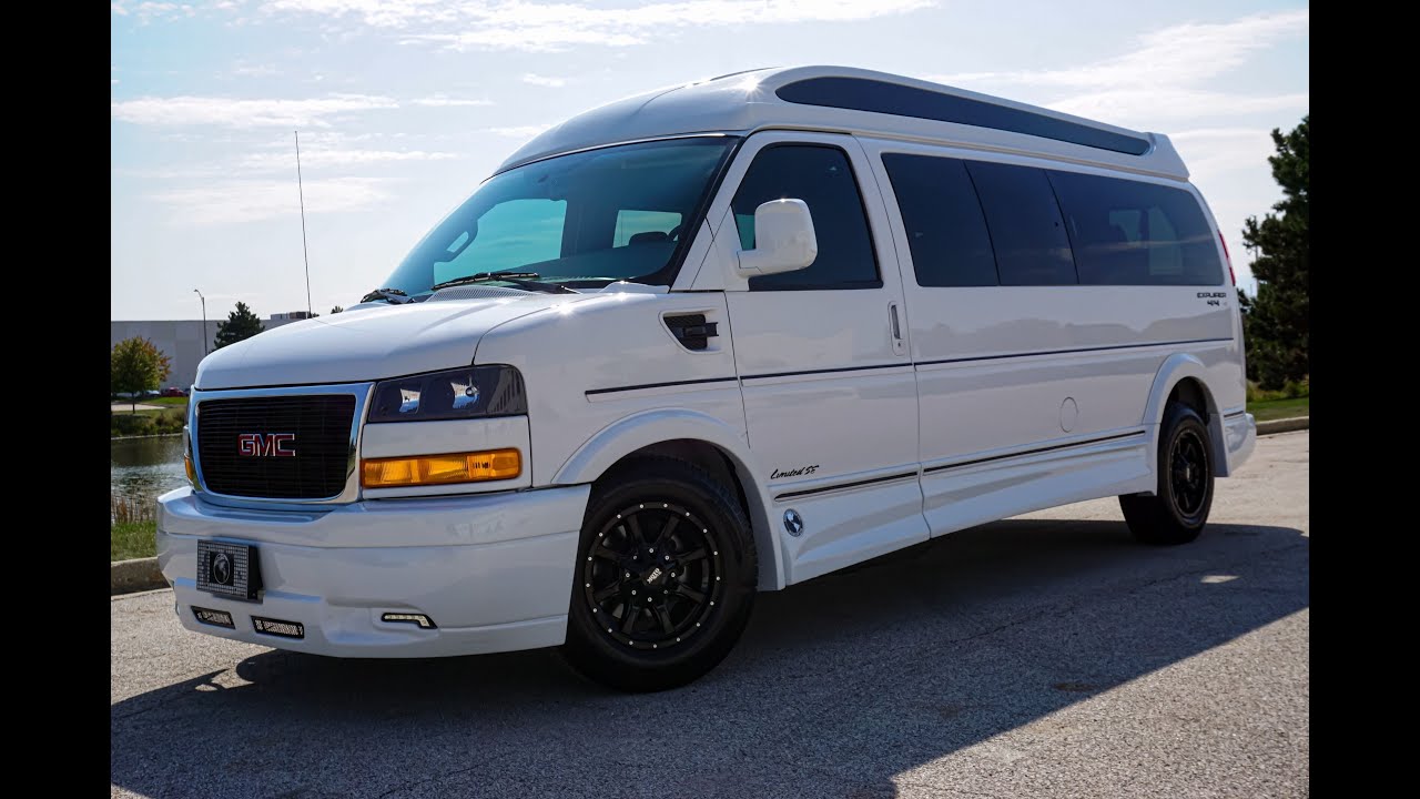 2023 GMC Savana Cargo Van