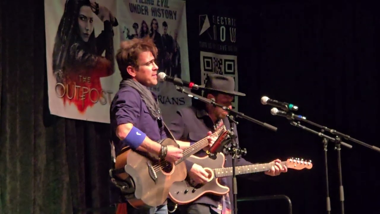 Christian Kane singing 