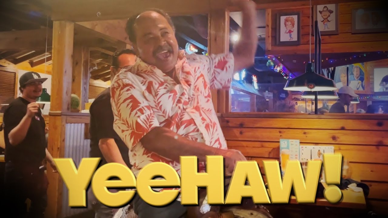 YeeHaw!! Grandpa's 78th Birthday at Texas Roadhouse 🤠