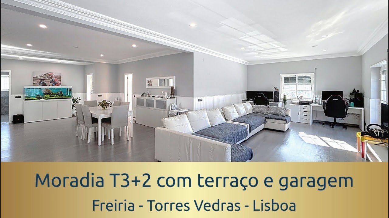 Moradia T3+2 com terraço, quintal e garagem na Freiria, Torres Vedras, Lisboa