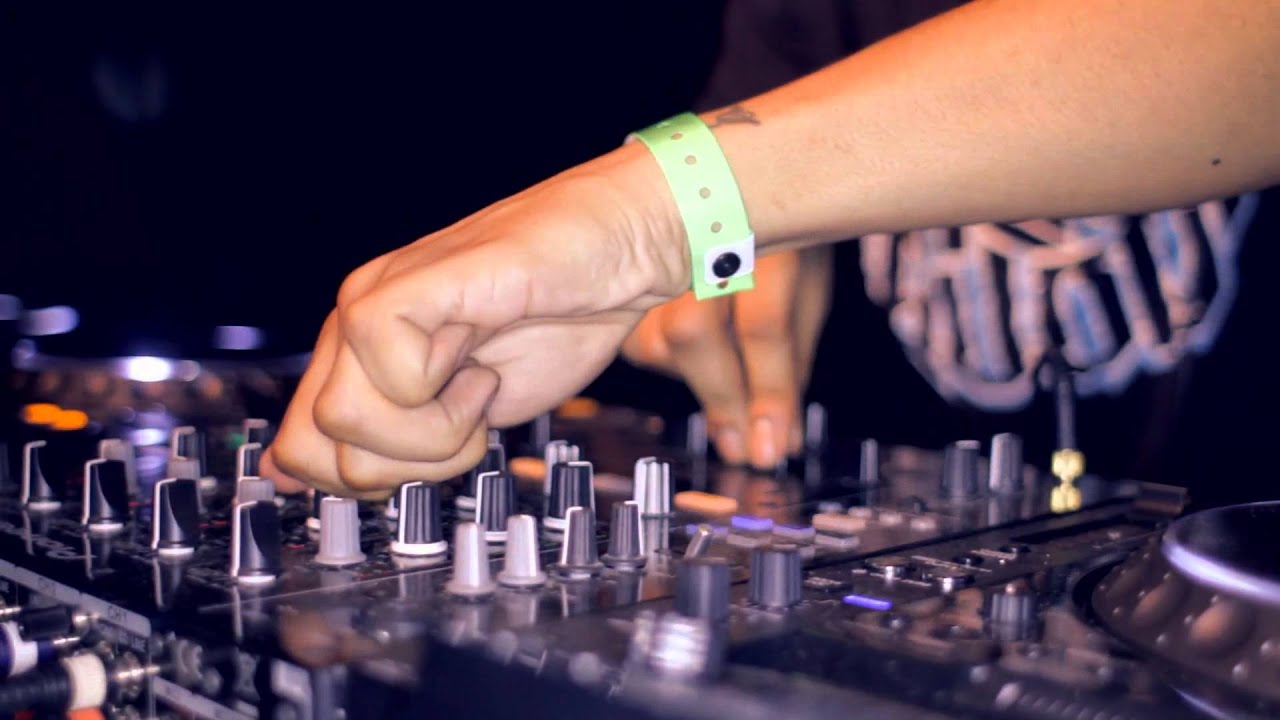 SUB SALUTE XXL (OFFICIAL AFTERMOVIE 1)