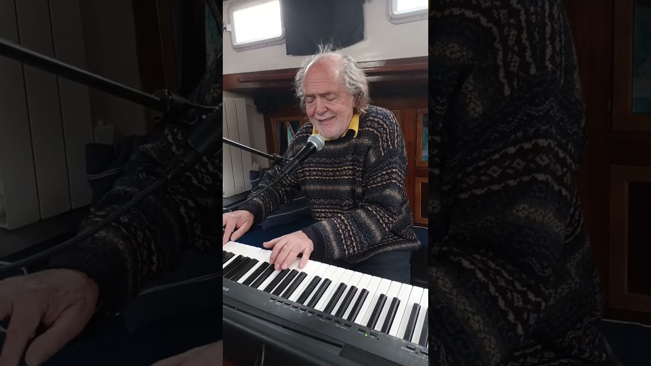 Serge Pavlov chante 