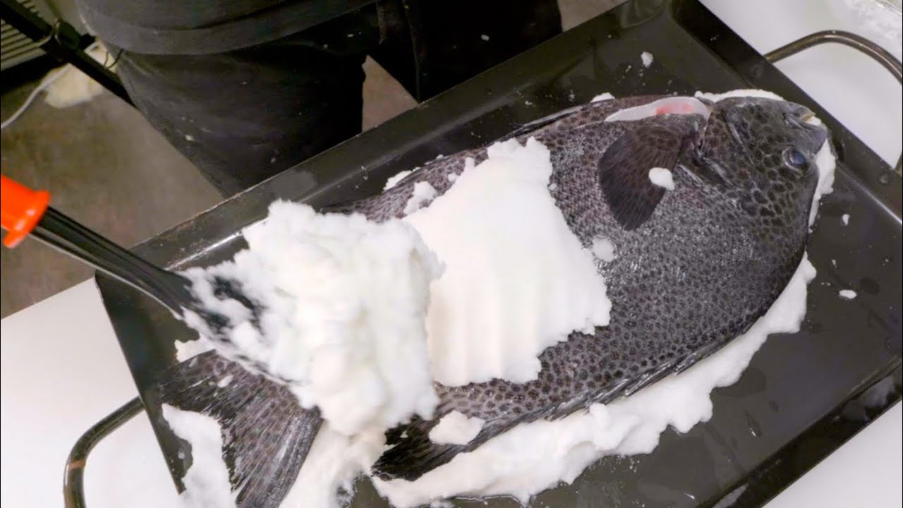 魚を大量の塩に丸ごとにぶち込んで焼く極上料理