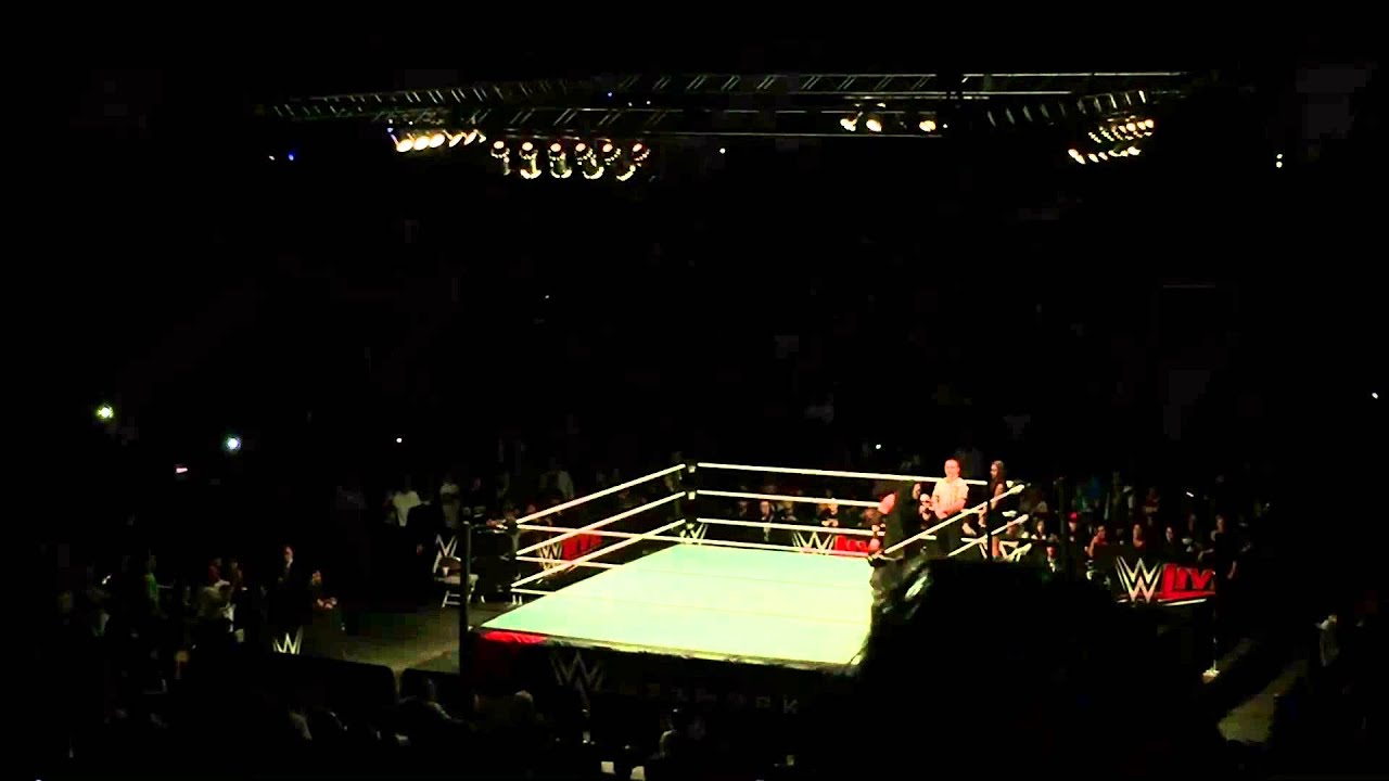 AJ Styles' first WWE house show entrance #WWESanJose