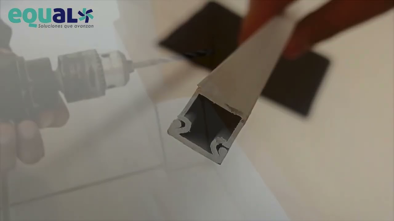 Canaleta Sólida | Organización y Protección de Cables | Equalo