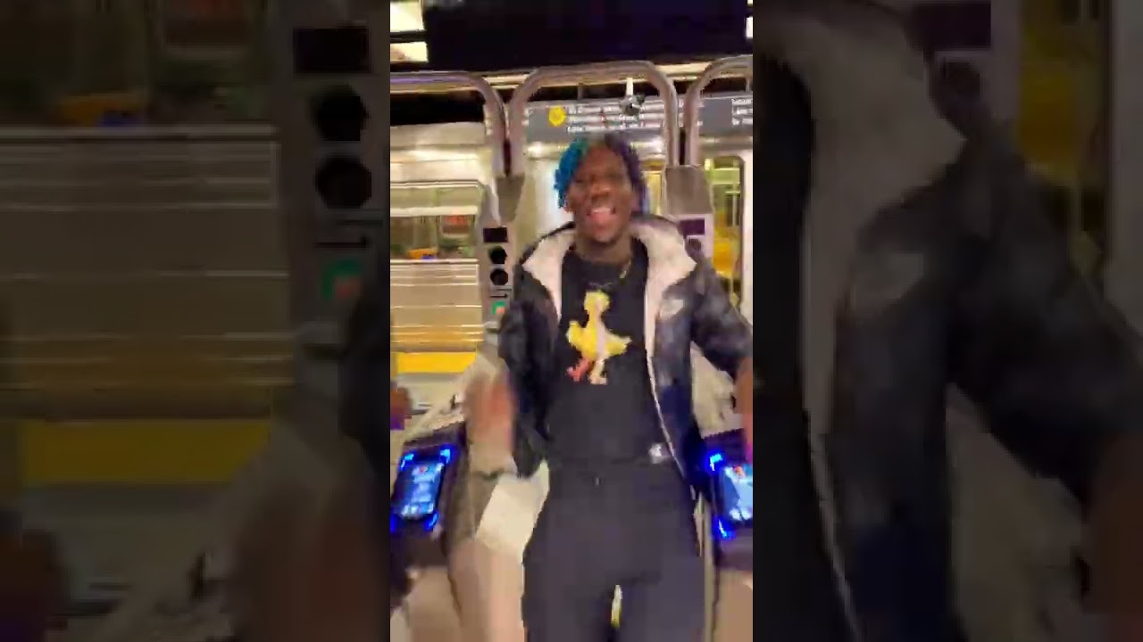 Nyc train station sturdy dance video @Shafar_sjc @AlmightyArcher