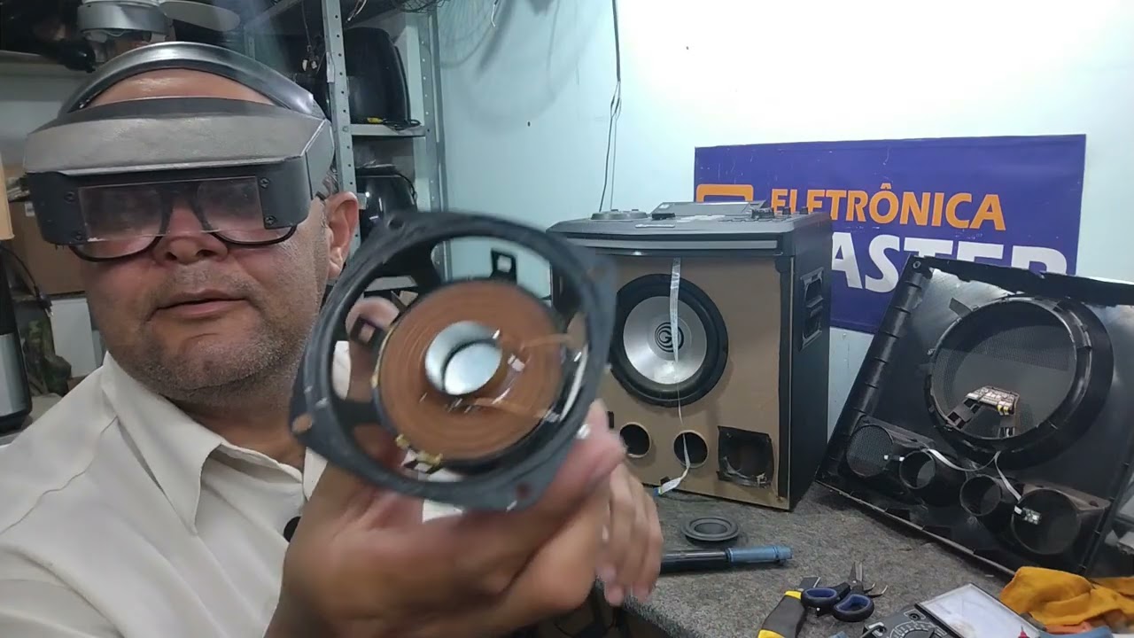 Como consertar Som gradiente cortando o audio nos alto falente pequenos