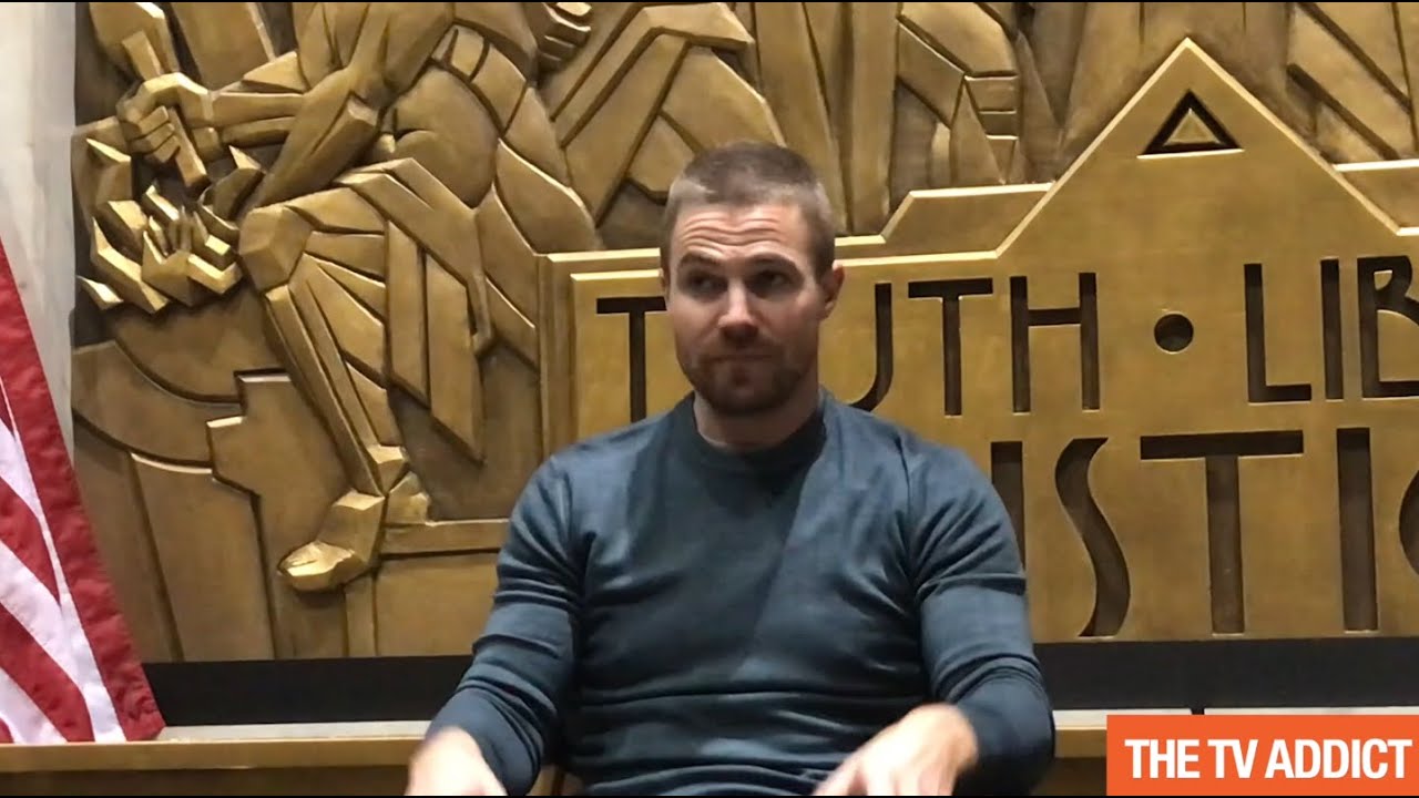 Arrow - Stephen Amell Teases Oliver's Post-Prison Life & Previews Episode 7.08