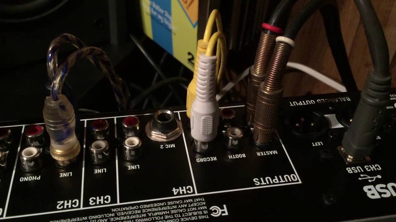 How To Rip Vinyl On a USB Mixer | Setting Levels | Audacity | Hugo33100