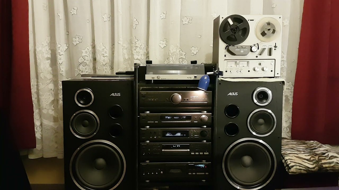 Technics + Altus 300+ Akai GX215D  music: Galactic  Warriors  megamix