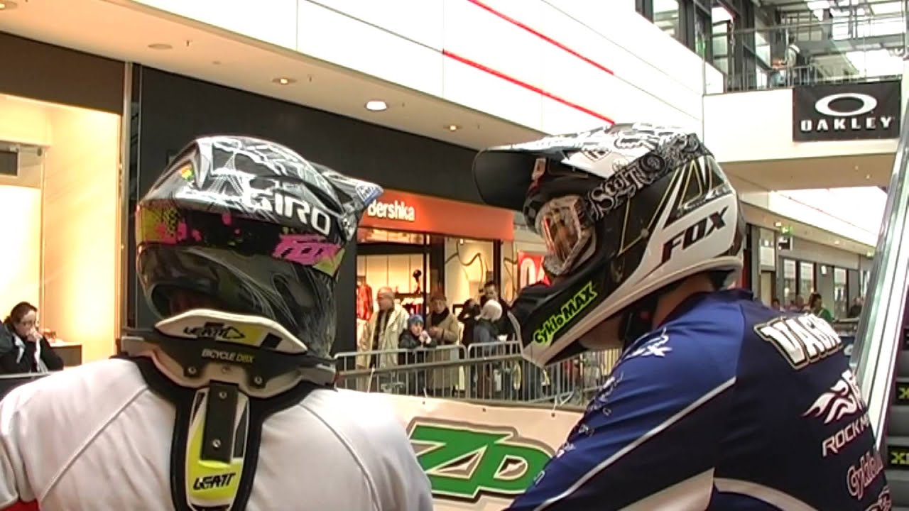 Ultim8 DownMall 2012