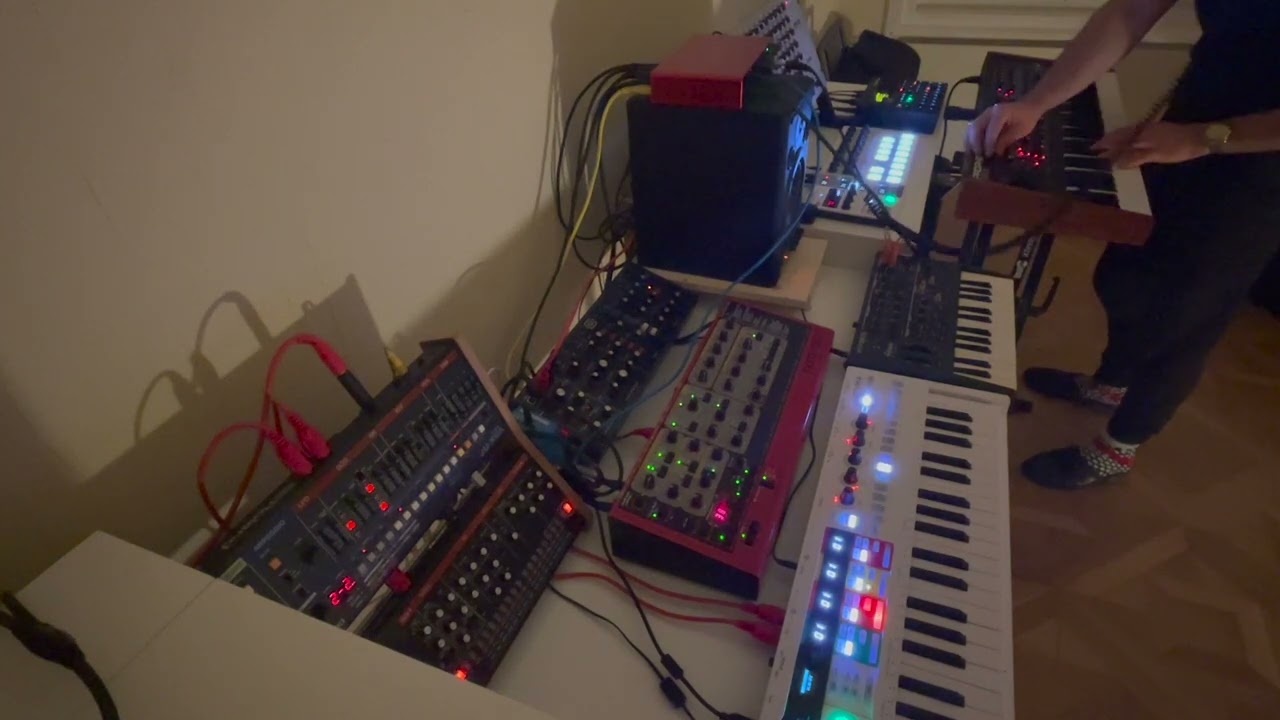 Synthesizer-Jam/ Electronic Music Improv 8