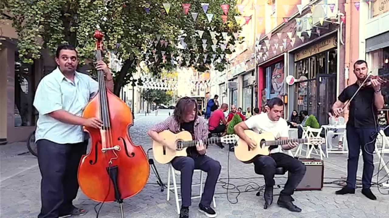 Minor Swing - Gypsy Jazz / Hot Club de Plovdiv