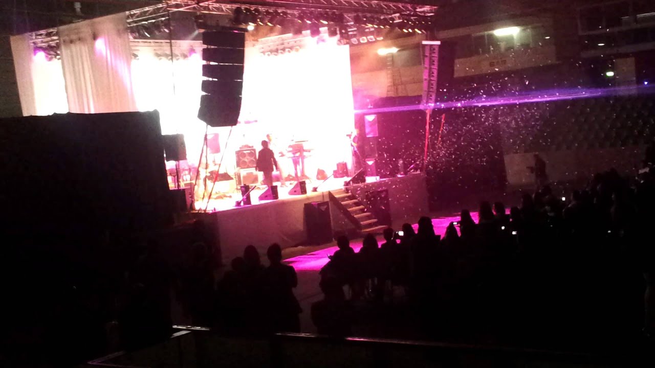 Bas Ek Pal - K.K.'s introsong Live in Holland