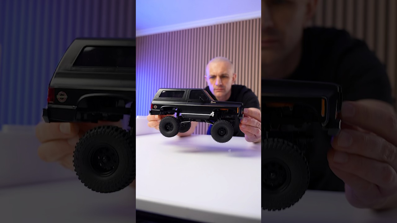 Unboxing the new FMS Chevy K5 Blazer RC Crawler in matte black  #FMSBlazer #RCCrawler #Unboxing