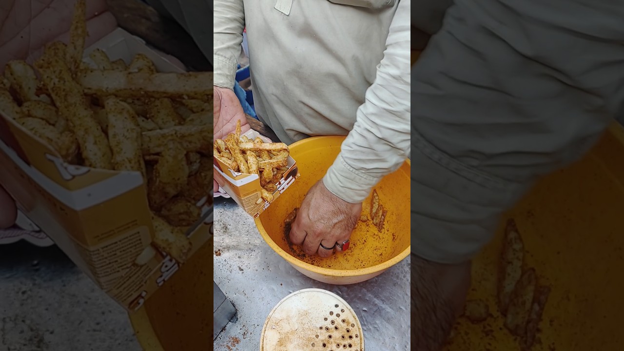 Karachi Ka Famous Street French Fries 🍟 | Street Food Review Pakistan
