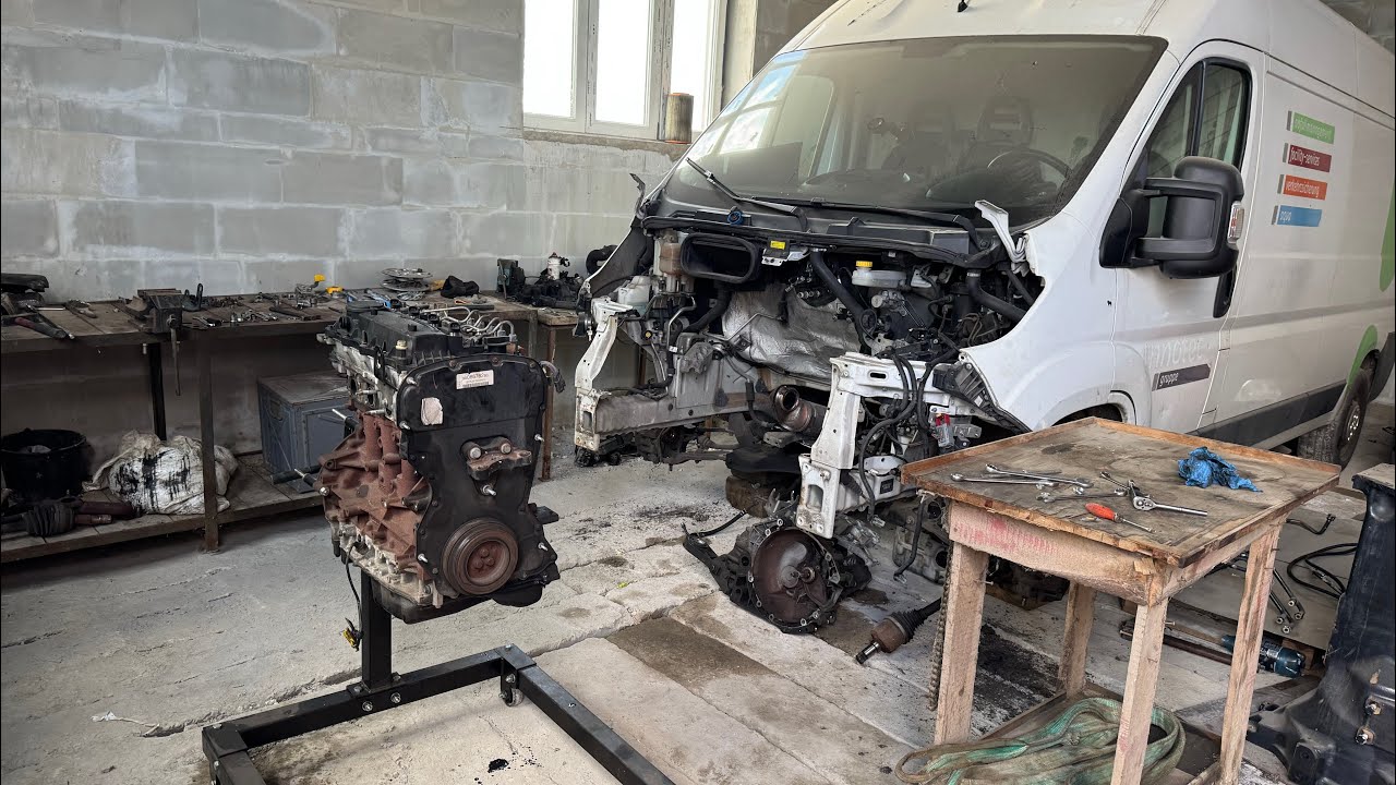 Peugeot Boxer 2.2 HDI Bus Serwisowy cz 1 DEMONTAŻ SILNIKA / WERYFIKACJA  Rolnik Łukasz