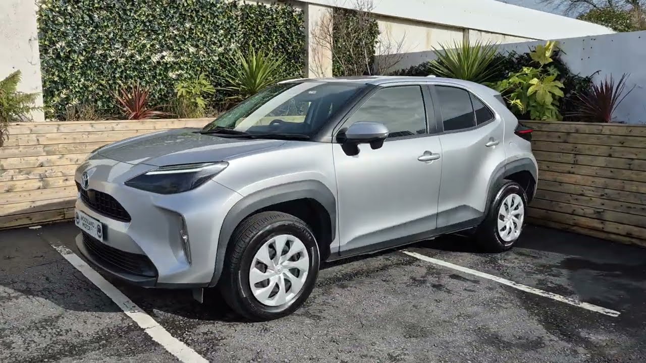 2021 Toyota Yaris Cross 1.5 HYBRID / X SPEC / TAX €160 (212 REG)