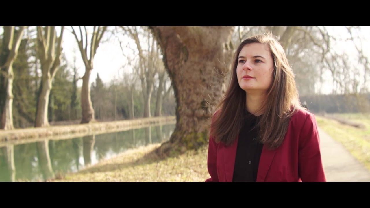 Chloé M. - 10 ans et demi (Clip officiel) Slam
