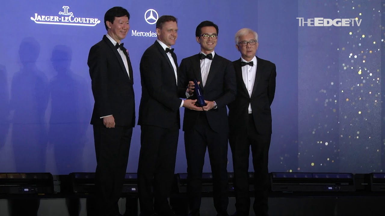 OSK Holdings Berhad wins The Edge Billion Ringgit Club Awards 2018