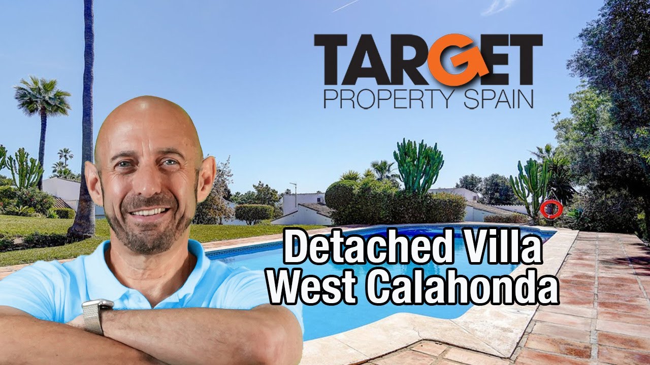 Detached Villa for Sale in Calahonda | Walk to Luna Beach | Mijas Costa Property Tour