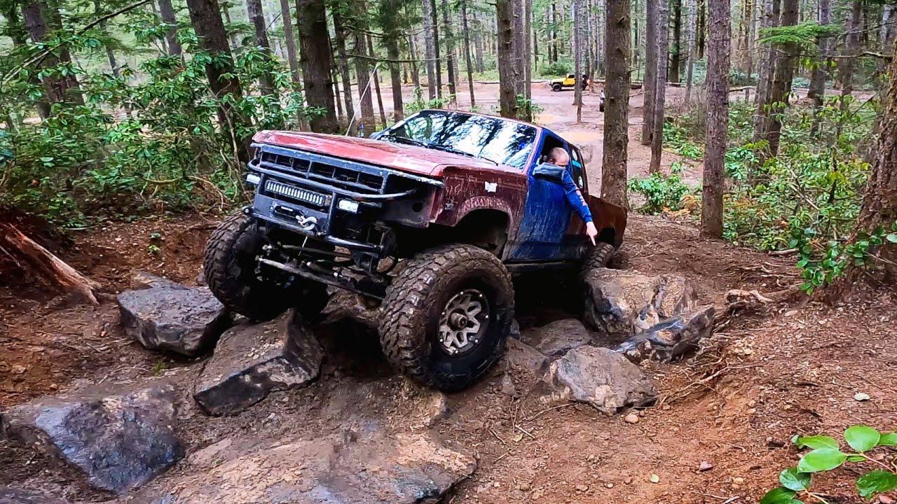 Rock crawling in tahuya WA ORV