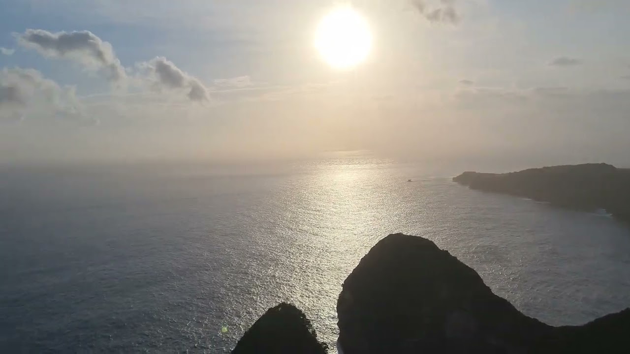 Paluang Cliff di Sore Hari