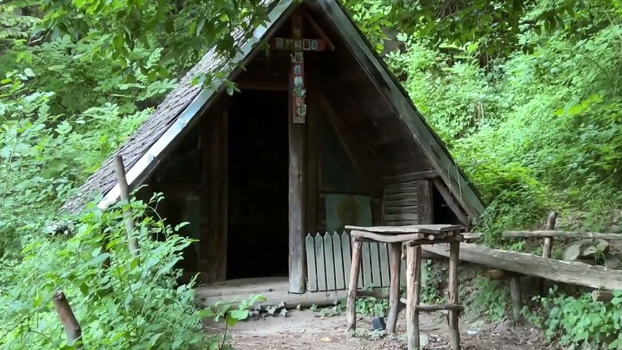 Mănăstirea Cetățuia Negru Vodă , veche de peste 500 de ani ! 🙏🏻🇷🇴🌲