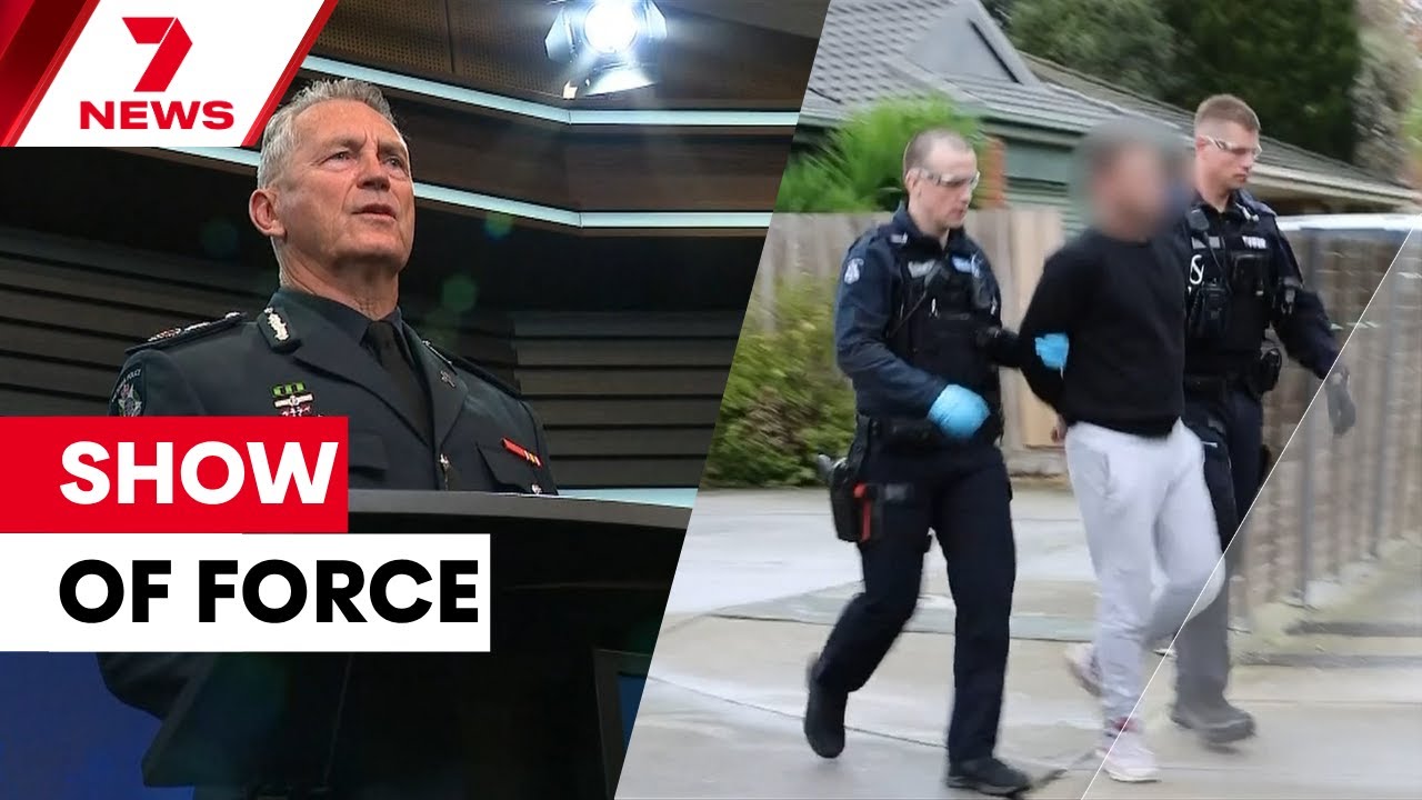 Calling all retired cops - The grand plan to get more police back on the beat in Victoria | 7NEWS