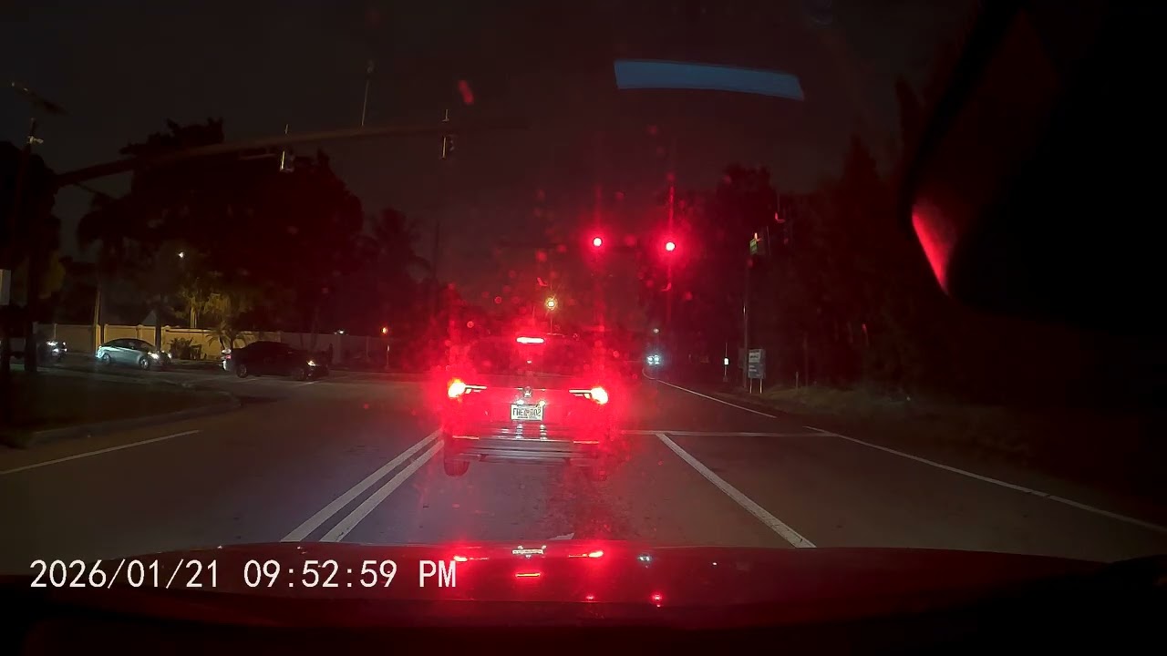 ICE Everywhere in Florida?! Dashcam Captures the Moment Drivers Panic