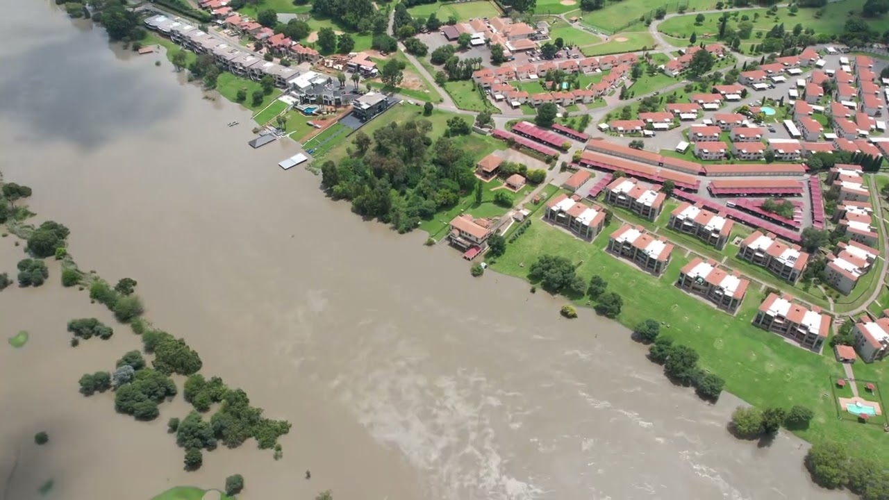Vaal River flooding 19 Feb - Hyperlapse