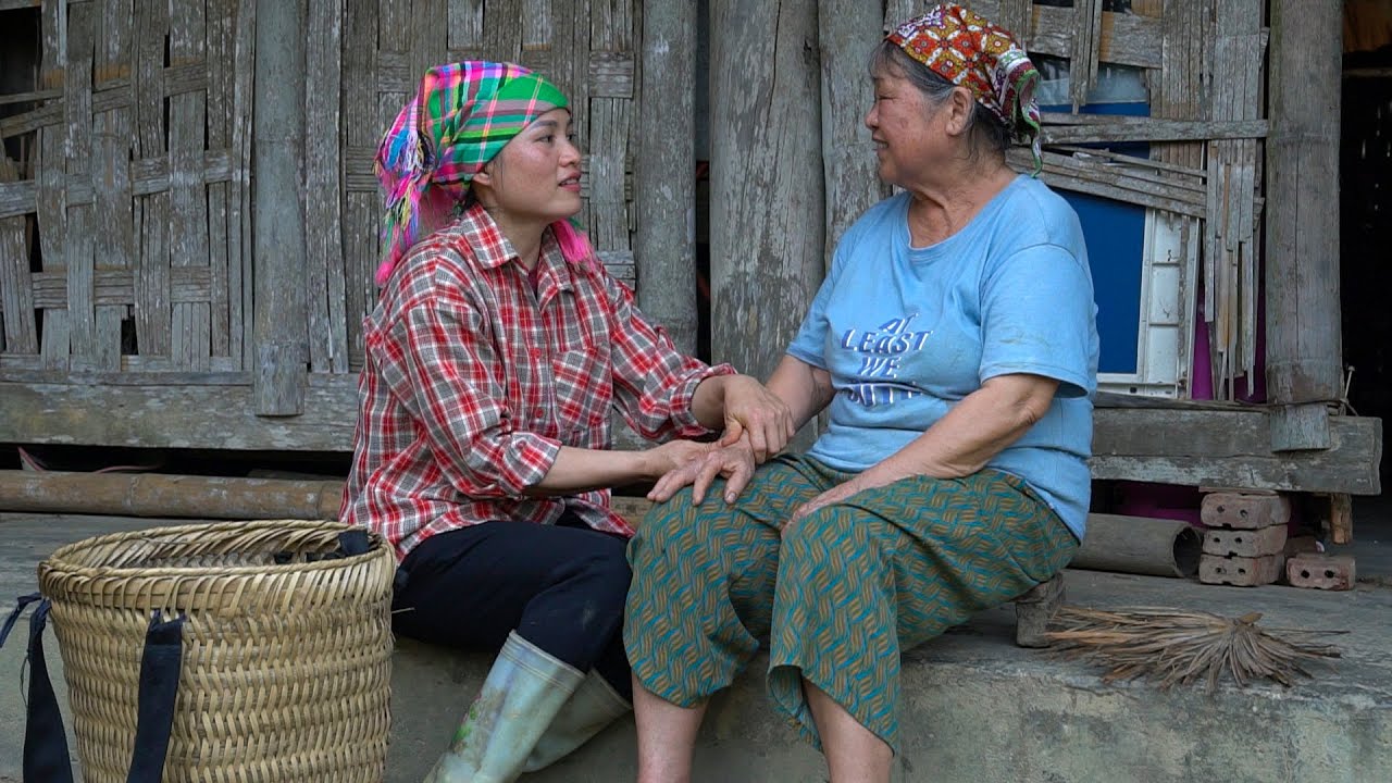 Little Girl With Dream Of Saving People From Wild Medicinal Plants - Ly Tu Thuong