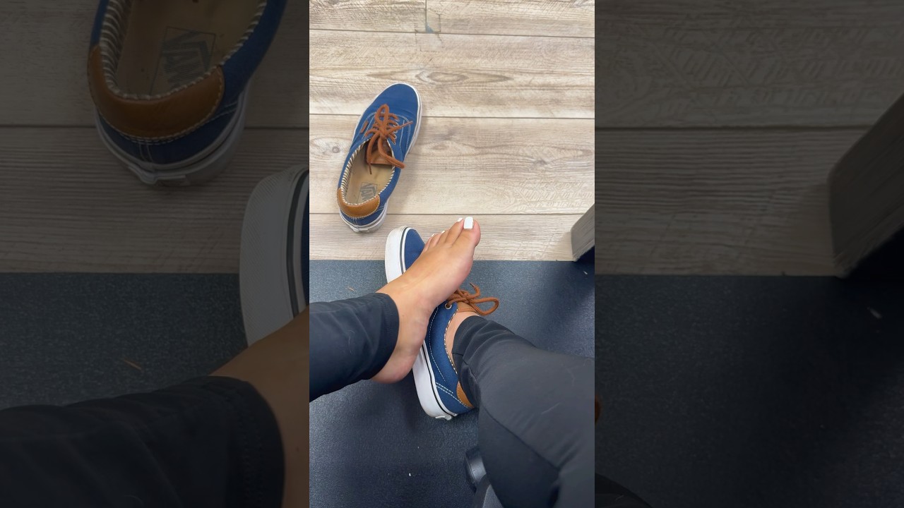 Socks or no socks? #vans #barefoot #sneakers